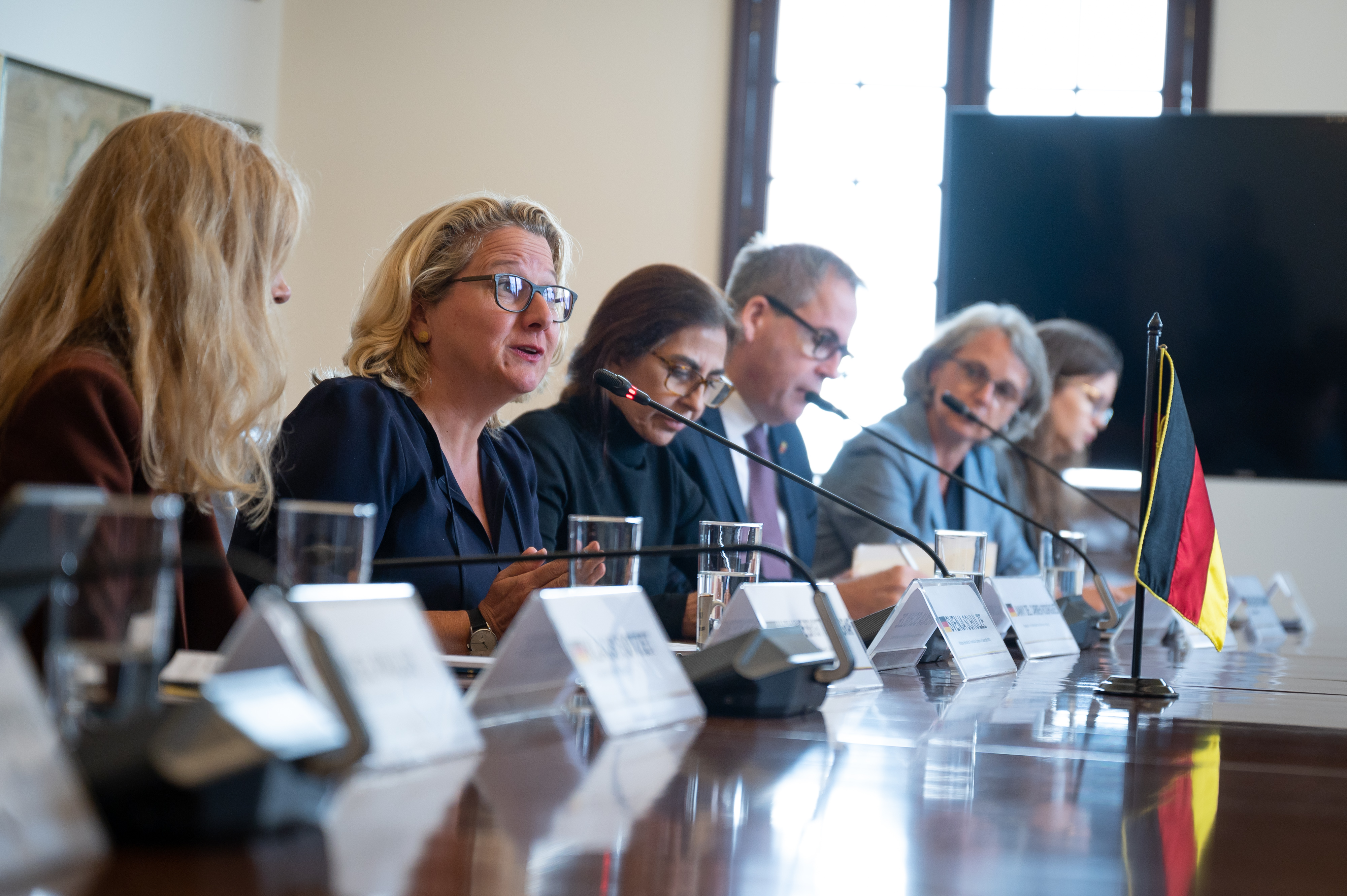 El Ministro de Relaciones Exteriores, Álvaro Leyva Durán, recibió a la Ministra Federal de Cooperación Económica y Desarrollo (BMZ), Svenja Schulze.