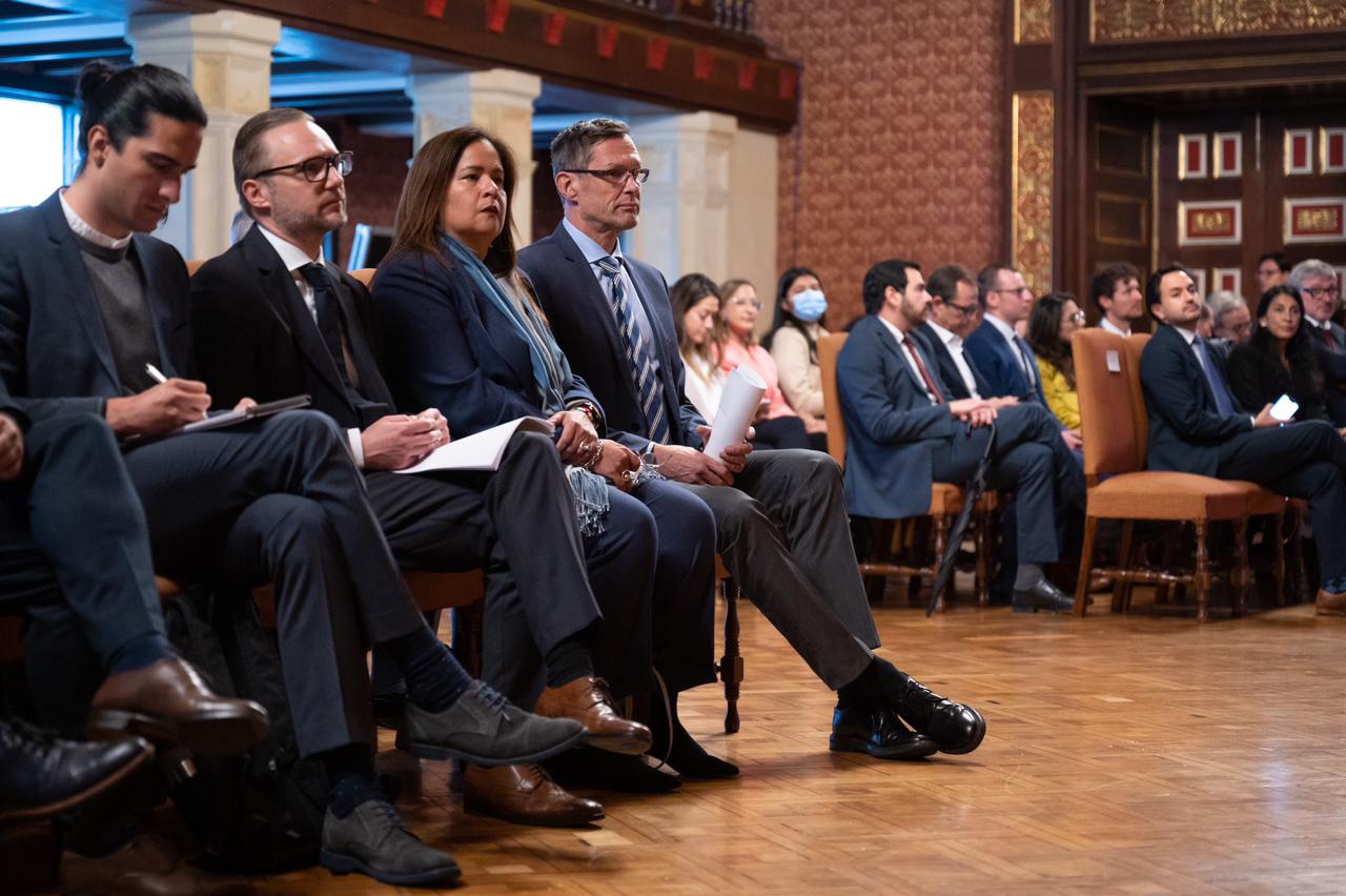 Conversatorio "150 años de relaciones Colombia-Alemania: la transición energética en el centro del debate"