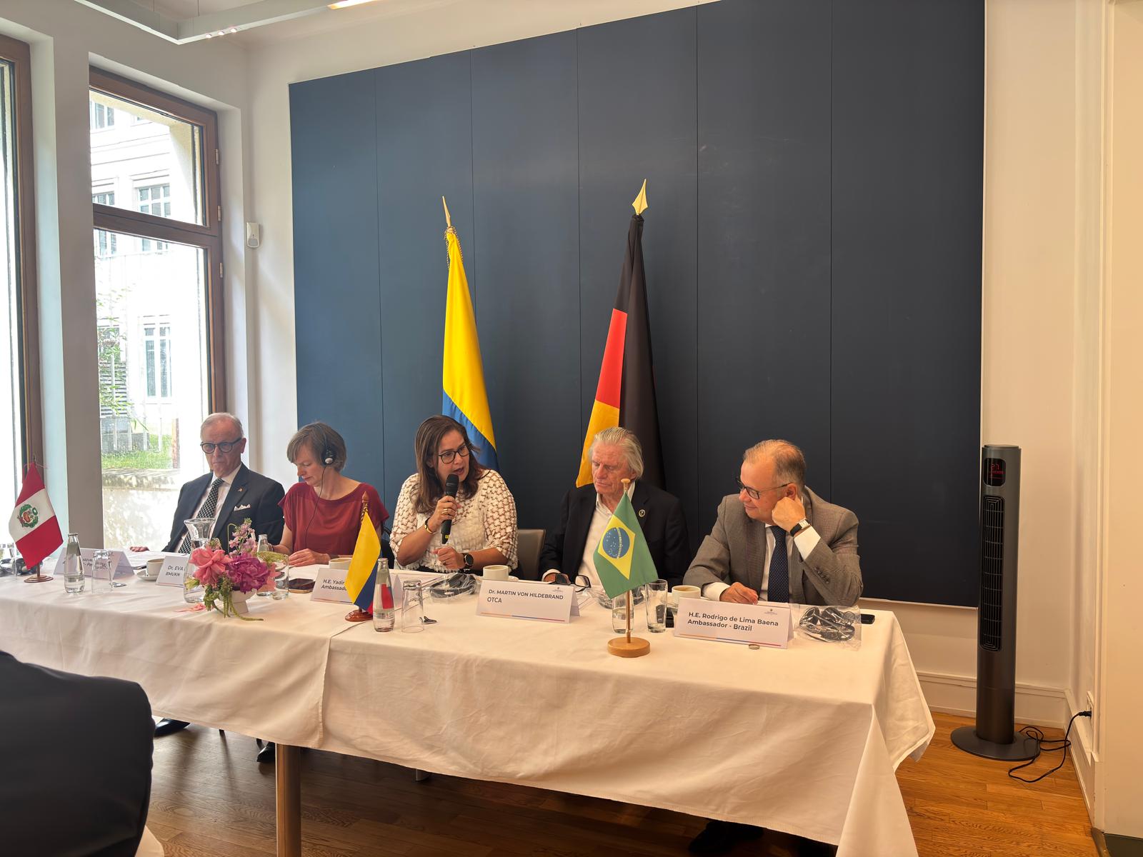 Embajada de Colombia en Alemania y OTCA impulsan cooperación diplomática y científica para proteger la Amazonía ante El Niño