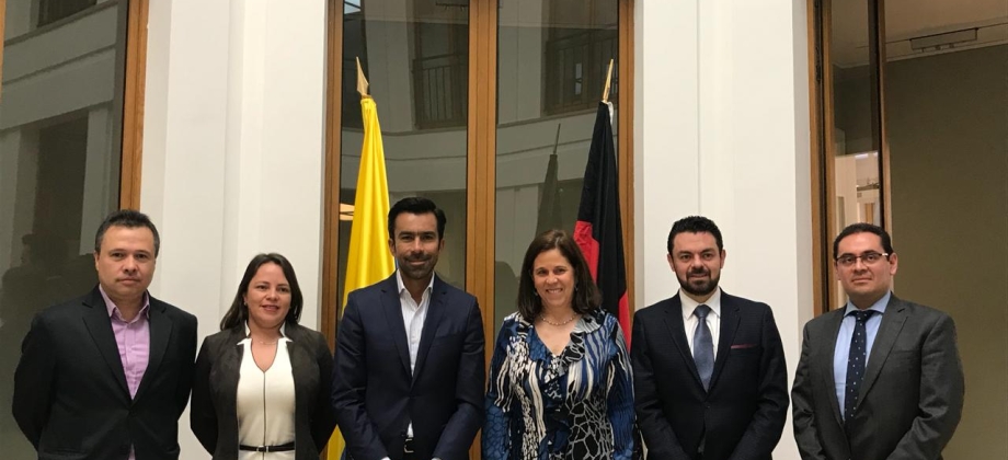 Gobernación de Cundinamarca se presentó el proyecto Regiotram de Occidente en el marco de la feria InnoTrans realizada en Alemania